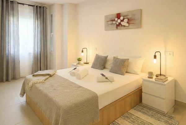 Apartamentos Benalua Alicante con Parking, Buchen Sie  Alicante 