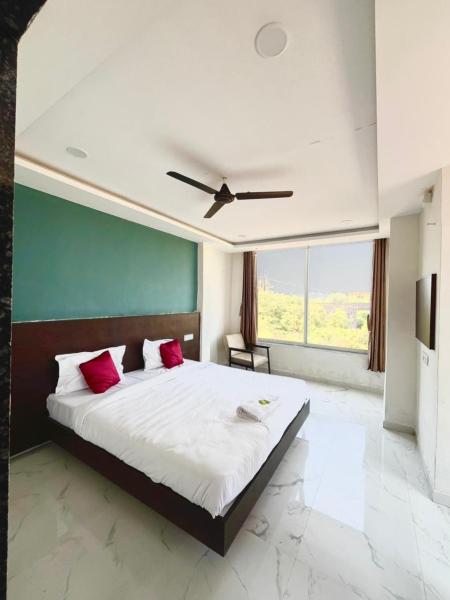 Hotel Madhav Palace, Réserver  Hôtels à Garudeshwar avec parking, Parking