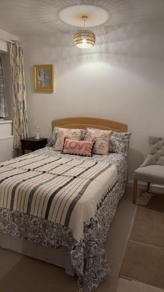 A beautiful stylish home in city centre, Réserver  Camberley Surrey