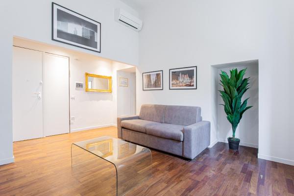 I profumi del centro, Book  Hotels in Prato with Parking, Parking
