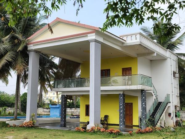 Blue Moon Homestay, Réserver  Hôtels avec piscine à Karnataka, Piscine