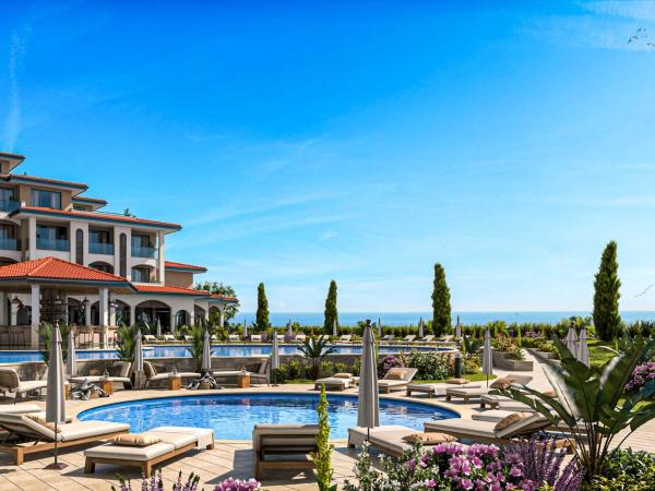 Sanders Solemare By the Sea, Buchen Sie  Hotels mit Pool in Oblast Burgas, Schwimmbad