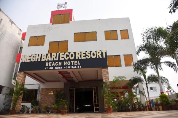 Meghbari Beach Hotel Mandarmani, Réserver  Hôtels à Maharashtra avec piscine, Piscine