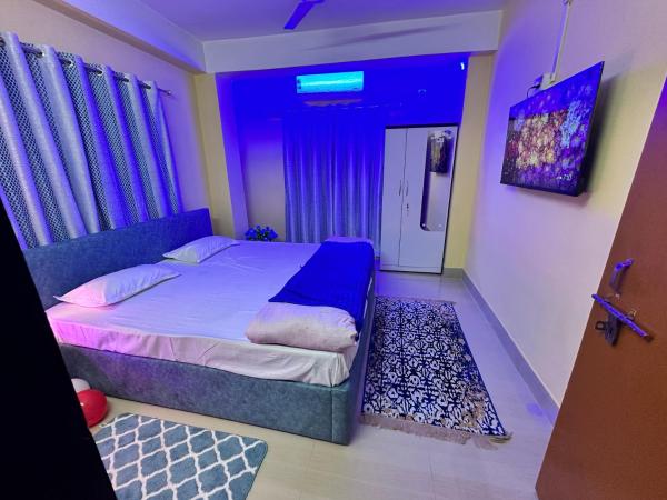 Rio Amoura Homestay, Buchen Sie  Hotels in Assam mit Parkplatz, Parkplätze