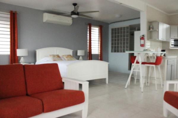 Casa Iliria Apartments walking distance to Boquerón, Book Apartment Boqueron San German