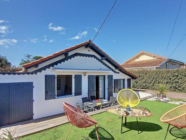 Villa à Vieux-Boucau pour 10 pers, proche océan, avec terrasse - FR-1-857-4, Reserva ahora  Hoteles en Aquitania con aparcamiento, Aparcamiento