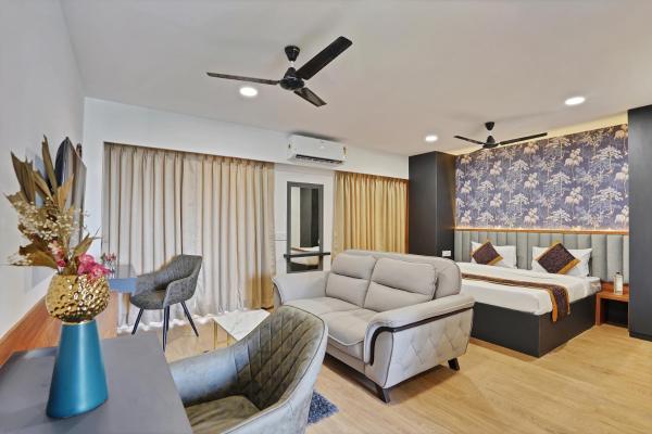 Charvi Suites, Buchen Sie Hotel Viman Nagar Maharashtra