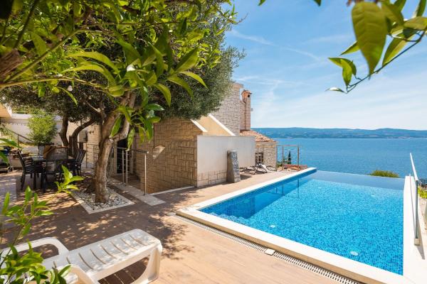 Carpe Diem - XL Apartments with Pool and Seaview, Book Apartment Hotels in Split Region with a Pool, Swimming Pool