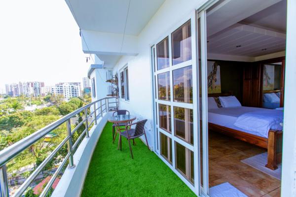 Tima Residence Shared kitchen & Seating Area with sea view 25 min from Airport, Buchen Sie  Hotels in Daressalam mit Parkplatz, Parkplätze