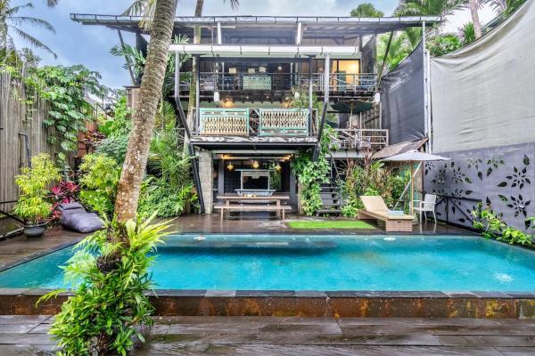 Your Dream Waterfront Villa - Rumah Tepi Sungai, Reserva ahora  Hoteles con piscina en Cemagi, Piscina