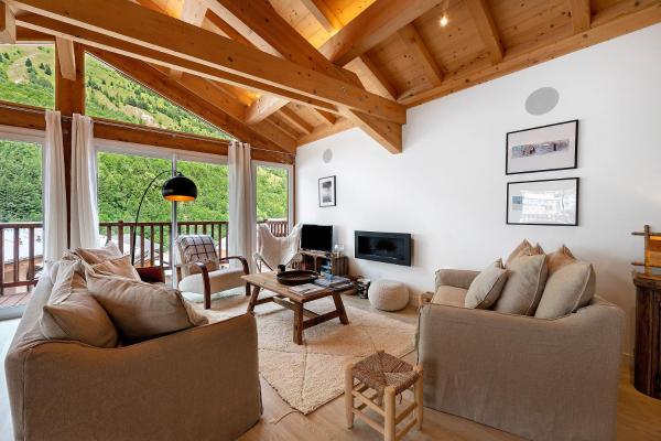 Chalet Villarenger, Prenota Chalet Hotel a Alvernia con parcheggio, Parcheggio