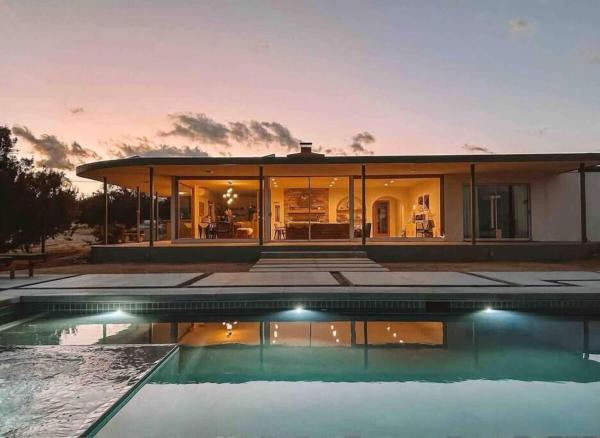 Luxury Villa Pool & Spa Looking Glass, Buchen Sie  SPA-Hotels in Joshua-Tree-Nationalpark, SPA