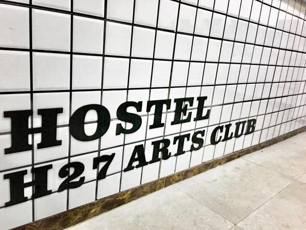 Hostel 27