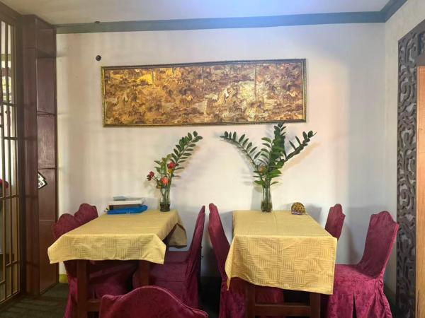 Hongyuan Primier Hotel, Reserva ahora Hotel Hoteles en Gran Acra con aparcamiento, Aparcamiento