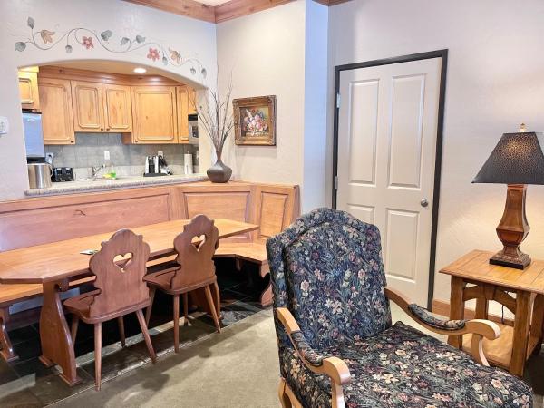 Family Zermatt Villa with Pool Near Ski Slopes - 4749, Buchen Sie  Mound City Utah