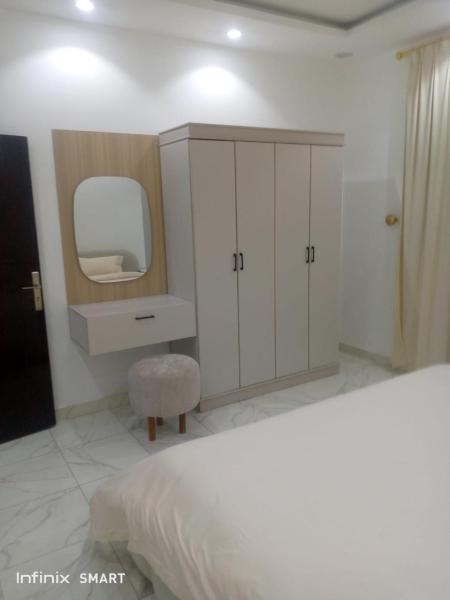samba alula, Buchen Sie  Hotels in Provinz Mekka mit Parkplatz, Parkplätze