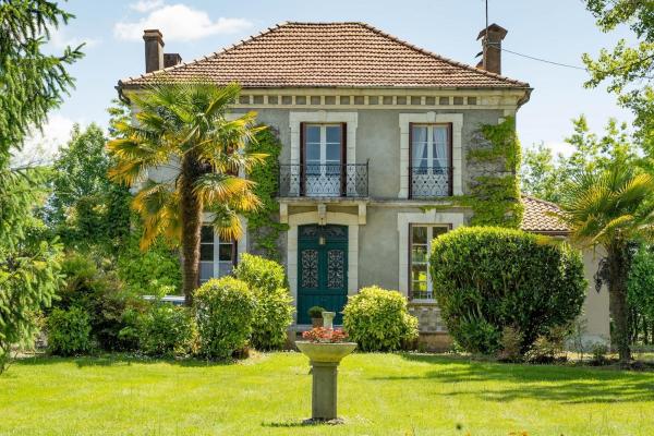 Villa Mon But - Maison de maître du 19ème siècle, Réserver  Hagetmau 