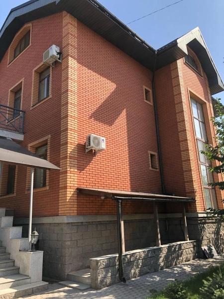 Villa Zhangildin, Buchen Sie  Zhezdi Karaghandy