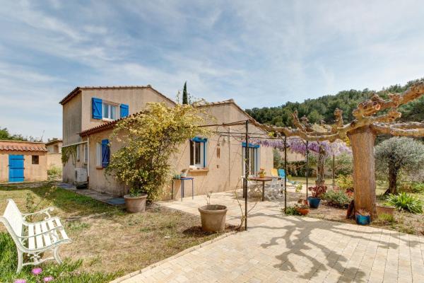 La maison de juju, Réserver  Martigues Étang de Berre