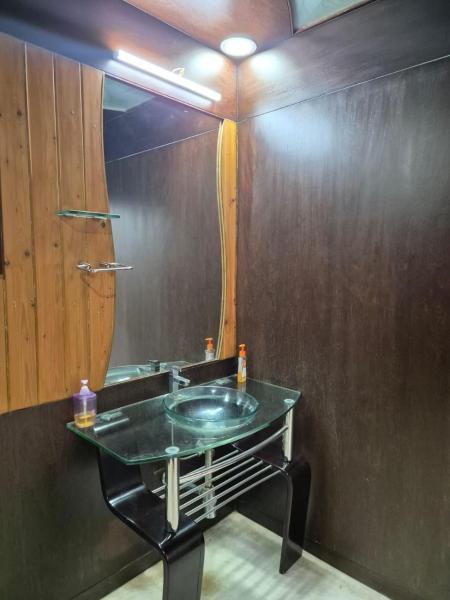Charus Villa By Elite Stays, Réserver  Hôtels à Maharashtra avec piscine, Piscine