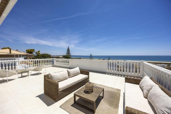 Villa Magical LightBeach and Golf, Lagos, Buchen Sie  Meia Praia Algarve