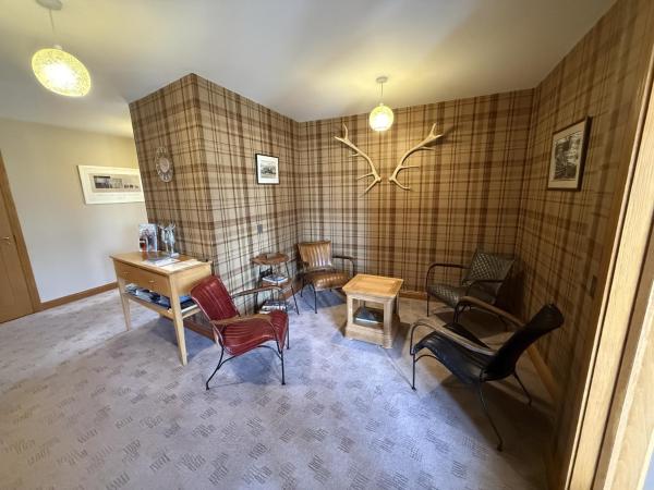 Avalon Guest House, Buchen Sie Pension Hotels in Schottland mit Parkplatz, Parkplätze