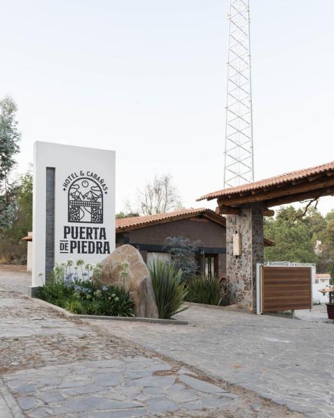 Hotel Puerta de Piedra, Buchen Sie  Hotels in Jalisco mit Parkplatz, Parkplätze