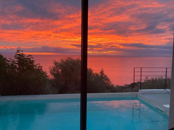 Nouvelle Villa Cap Corse Vue Mer et Piscine 3km Bastia, Réserver   
