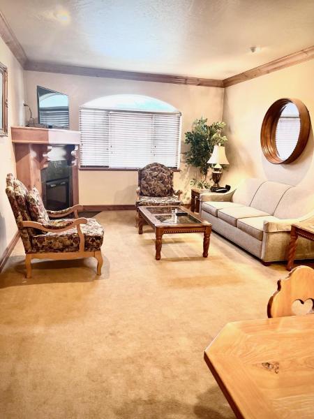 Zermatt Family 2BR Villa Near Deer Valley & Park City Ski Resorts - 6769, Buchen Sie  Hotels in Utah mit Parkplatz, Parkplätze