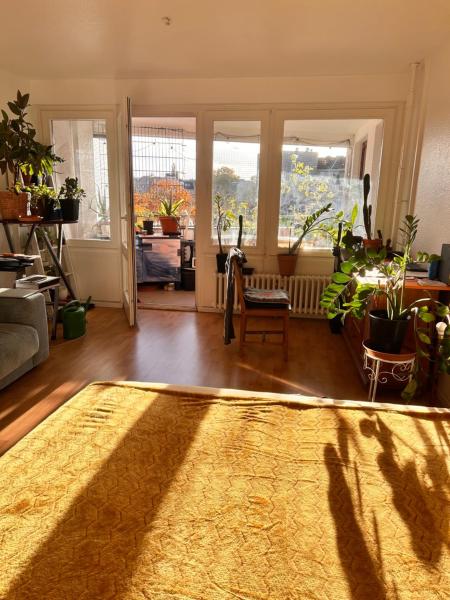 1 Zimmer mit Aussicht und 1 Zimmer mit Balkon in 4 Zimmer Wohnung, Szene, Parks und Top Lage, Buchen Sie  Berlin Deutschland