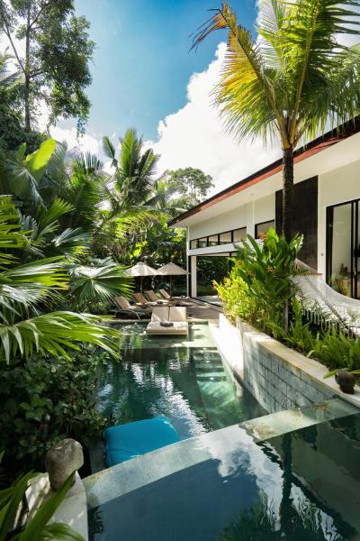 Villa Mathis by BaliSuperHost, Reserva ahora  Hoteles con piscina en Bali, Piscina