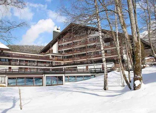 Central Apartments, Prenota Appartamento Hotel a Tirolo con parcheggio, Parcheggio