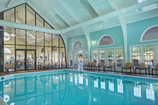 Wyndham Kingsgate- 1BR- Apartment with Resort Access, Prenota Appartamento Hotel con piscina a Virginia, Piscina