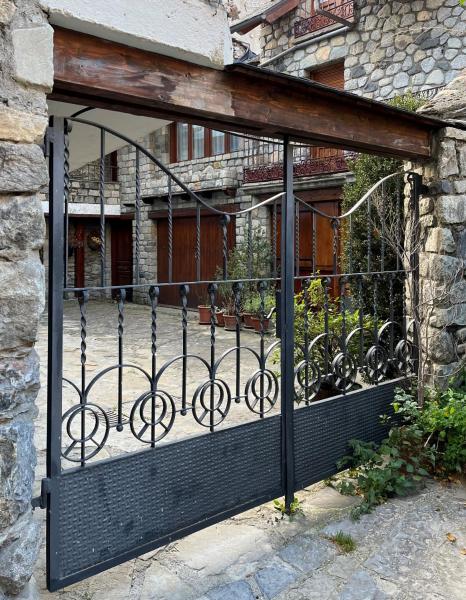 Casa Damián del Baile Casas Rurales, Prenota  Benasque 