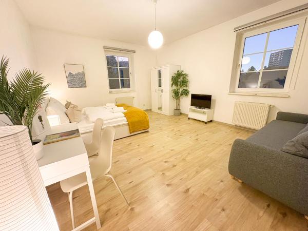 1 Bedroom Apartments, 18 minutes to the City Center, Smart TV, Réserver Appartement Graz 