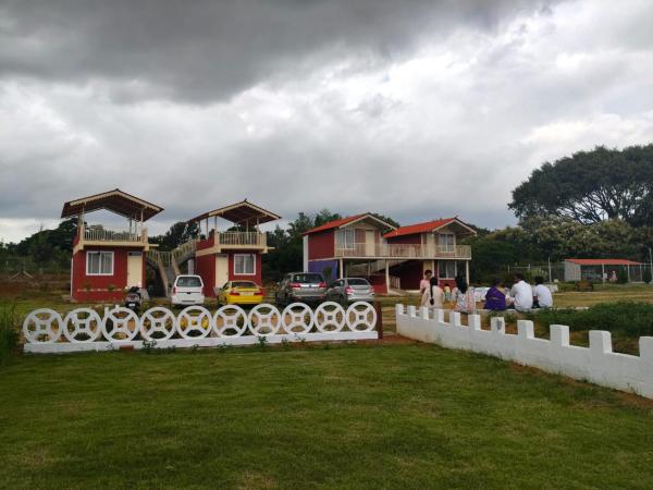 Anjanadri Lakeview Gardens - Sapthashree Nivasa, Prenota  Hosūr 