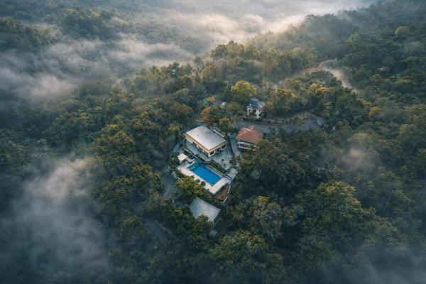 Nirjhara Coorg, Réserver  Hôtels avec piscine à Karnataka, Piscine