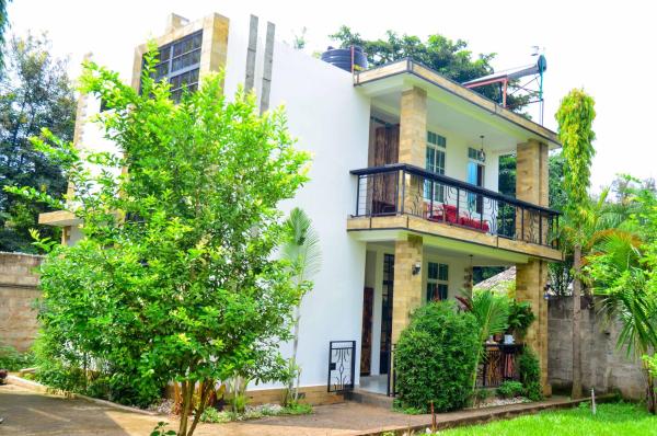 Chaga African Home, Reserva ahora  Hoteles con piscina en Moshi, Piscina