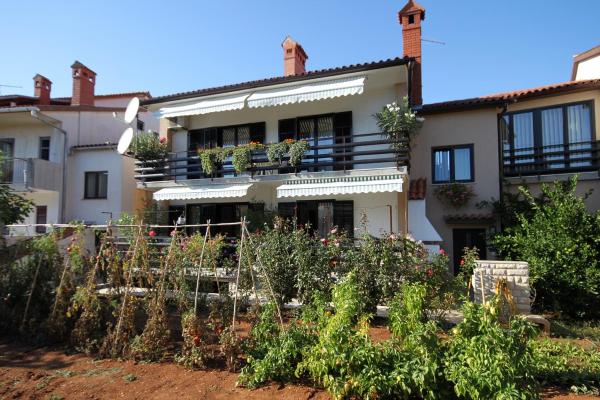 Apartments for families with children Valbandon, Fazana - 7239, Prenota Appartamento Valbandon Istria