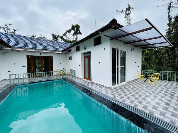Serene Pool Villa-Coffee Estate Stay,Mudigere, Réserver  Hôtels avec piscine à Karnataka, Piscine