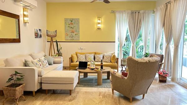 Private Pool Villa with an Open2sky Movie Area-South Goa, Prenota  Chicalim Goa