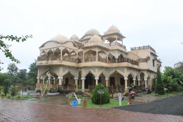 Royal Jungle Kothi, Réserver  Hôtels à Maharashtra avec piscine, Piscine