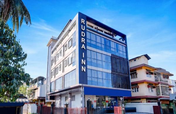 Hotel Rudra, Reserva ahora  Hoteles en Guwahati con aparcamiento, Aparcamiento