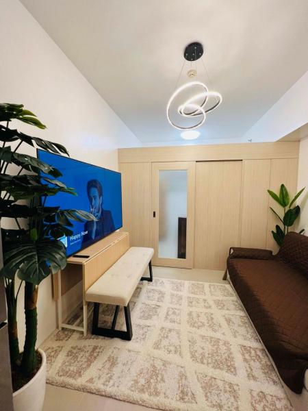 Sarahs Place at Light Residences, Prenota  Hotel a Luzon con parcheggio, Parcheggio
