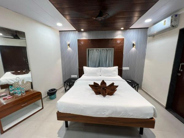 Roofyard Villa, Reserva ahora  Chouk Maharashtra