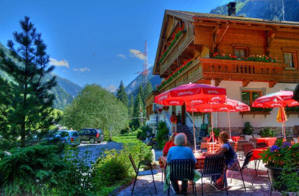 Der Klaushof, Prenota  Hotel a Tirolo con parcheggio, Parcheggio