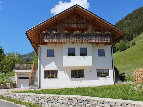 Appartamenti Chantal, Prenota  San Martino in Badia Val Badia