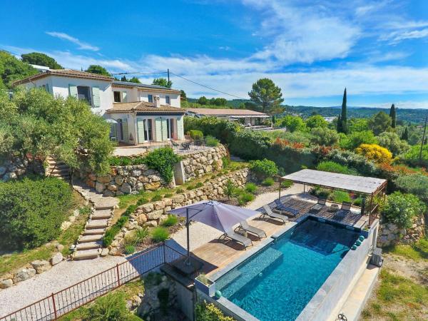Modern Villa With Pool In Cotignac, Buchen Sie  Cotignac Green Provence, in der Nähe von Sanctuaire Notre Dame de Grâce