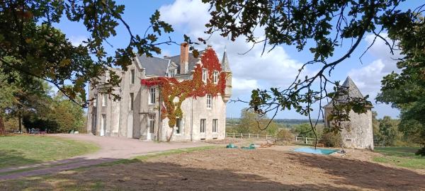 Le Manoir du Châtelier, Reserva ahora  Hoteles en Aquitania con aparcamiento, Aparcamiento