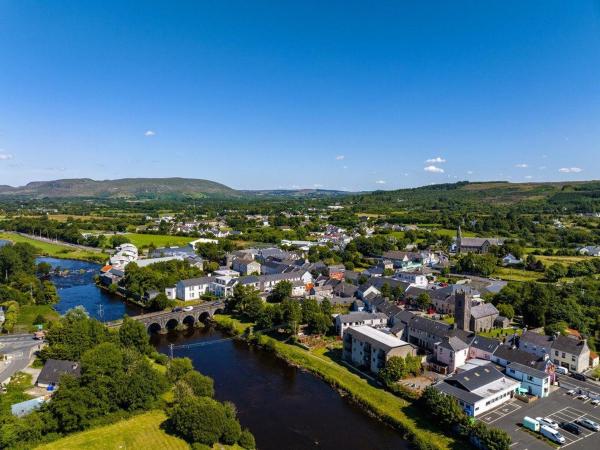 Rooms Foxford, Book  Foxford Mayo